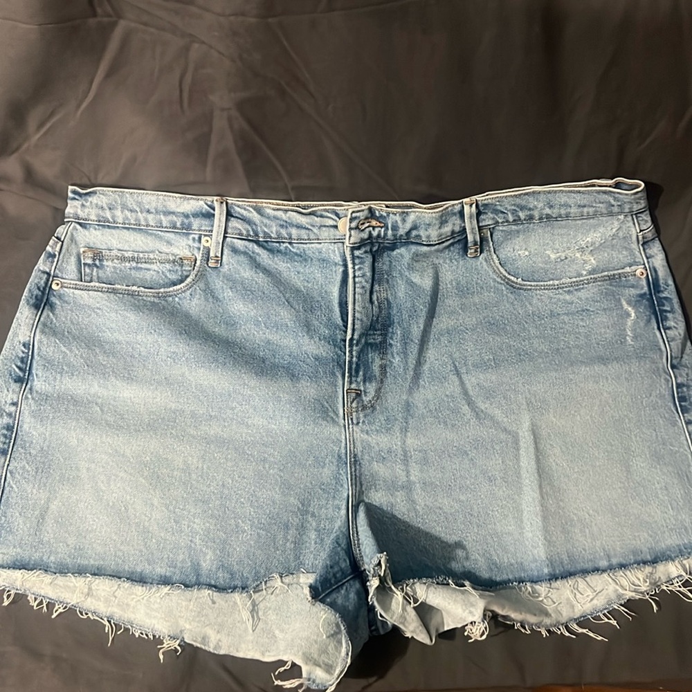 Good American Jean shorts